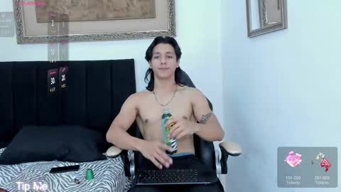 Snapshot of trevor_belmon chatting on November 11, 2025, 4:01 am Trevor Belmon online show from November 11, 2025, 4:01 am