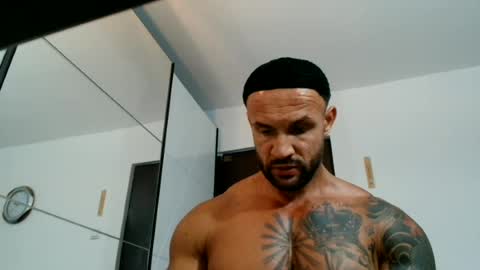 Snapshot of tridentmuscles chatting on June 8, 2026, 11:21 am tridentmuscles online show from June 8, 2026, 11:21 am