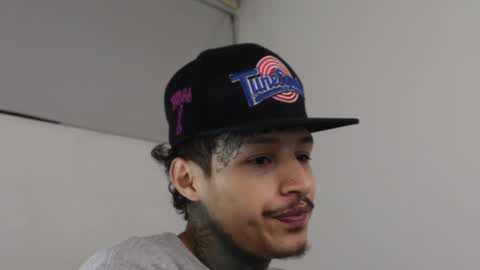 - trieone online show from February 12, 2025, 4:44 am