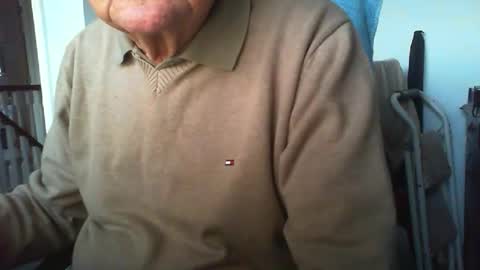 Steve online show from November 17, 2025, 3:51 pm