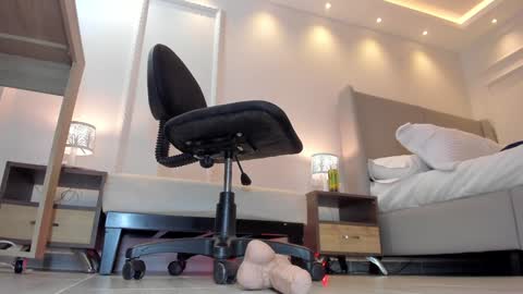 Triny online show from December 19, 2024, 8:55 pm