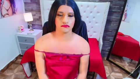 Snapshot of trinity_tsx chatting on September 24, 2025, 5:27 pm SOFIA online show from September 24, 2025, 5:27 pm