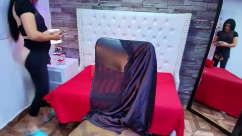 Snapshot of trinity_tsx chatting on September 30, 2025, 7:35 am SOFIA online show from September 30, 2025, 7:35 am