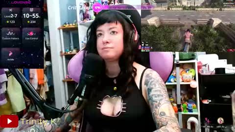 Snapshot of trinitykatze chatting on February 20, 2026, 6:08 pm Trin Kat pet online show from February 20, 2026, 6:08 pm