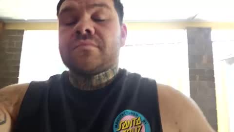 Snapshot of trio141995 chatting on April 8, 2026, 3:17 am trio141995 online show from April 8, 2026, 3:17 am