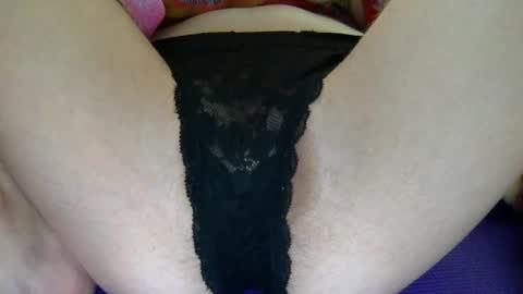 trippybb222 online show from April 14, 2026, 10:16 pm