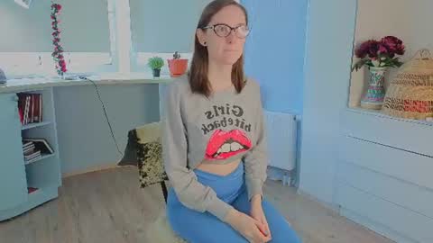 Viola online show from June 17, 2026, 4:04 am