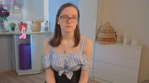 Viola online show from July 22, 2026, 4:04 am