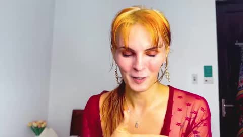 Snapshot of trista_arugula chatting on May 12, 2026, 1:58 am Trista online show from May 12, 2026, 1:58 am