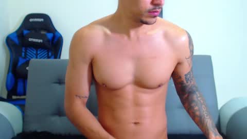 tristan bm online show from January 22, 2025, 1:32 pm