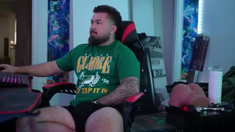 tristanhardwood online show from February 4, 2026, 11:42 pm