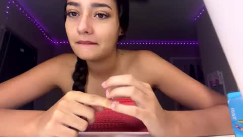 tristianmarie online show from June 7, 2026, 1:21 am