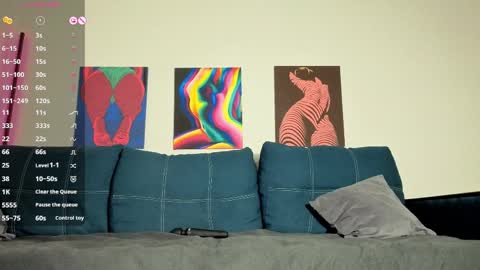 trixibell online show from April 7, 2026, 4:02 am