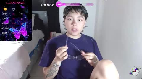 Kitty online show from November 14, 2025, 8:51 pm