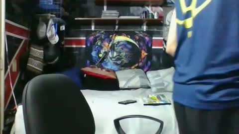 Andrew online show from April 26, 2026, 1:58 am