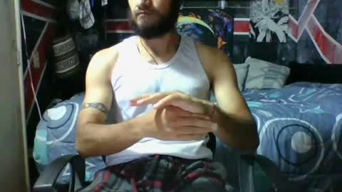 Snapshot of trizquelmen chatting on July 24, 2026, 1:03 am Andrew online show from July 24, 2026, 1:03 am