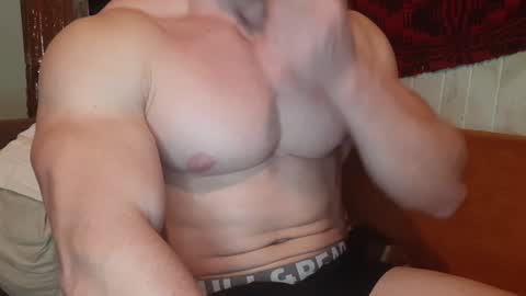 Troncq online show from February 4, 2025, 6:17 pm