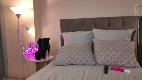 Alexandra online show from February 12, 2025, 4:12 am