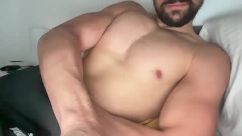 tropicofcancer1988 online show from December 18, 2025, 4:13 pm