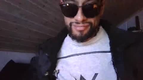 Snapshot of tropppel888 chatting on November 26, 2025, 2:45 am Open minded - Hetro - Male online show from November 26, 2025, 2:45 am