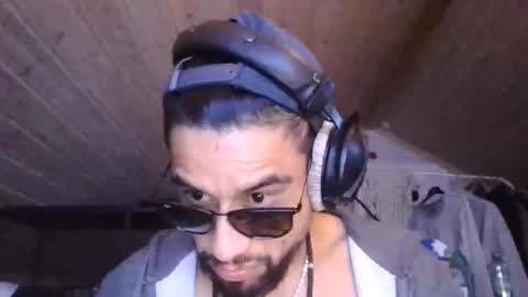 Snapshot of tropppel888 chatting on November 26, 2025, 2:51 pm Open minded - Hetro - Male online show from November 26, 2025, 2:51 pm