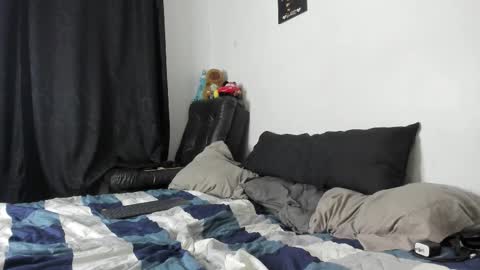 Snapshot of troy_rouge chatting on February 4, 2026, 11:05 am Troy online show from February 4, 2026, 11:05 am