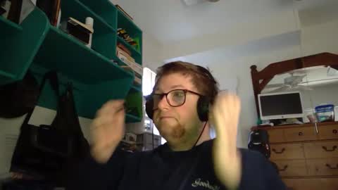 Snapshot of true_manofworth chatting on January 7, 2025, 7:59 pm HandicappedLaugher online show from January 7, 2025, 7:59 pm