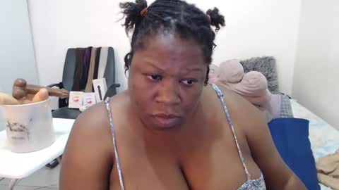 Snapshot of truebella30 chatting on January 2, 2025, 11:09 am TrueBella30 online show from January 2, 2025, 11:09 am