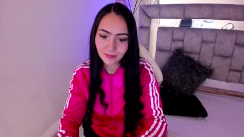 Snapshot of truelove_art chatting on January 15, 2025, 6:08 pm online show from January 15, 2025, 6:08 pm