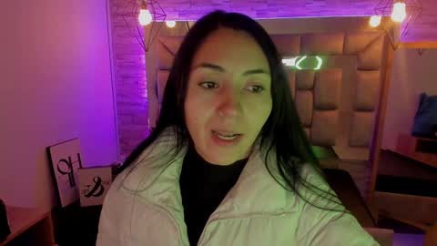 Snapshot of truelove_art chatting on March 11, 2025, 11:33 am online show from March 11, 2025, 11:33 am