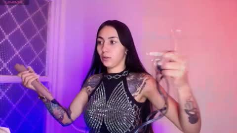 Snapshot of truelove_art chatting on November 13, 2025, 12:04 pm online show from November 13, 2025, 12:04 pm