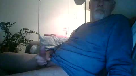 Snapshot of trukturk chatting on December 18, 2025, 8:26 pm trukturk online show from December 18, 2025, 8:26 pm