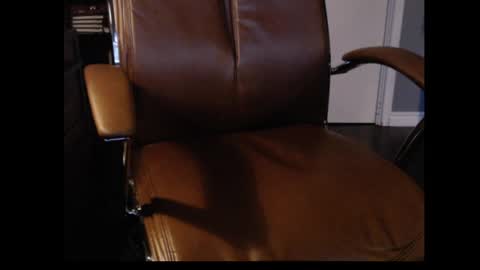 Snapshot of trvler72 chatting on May 15, 2026, 1:12 am trvler72 online show from May 15, 2026, 1:12 am