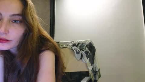 Snapshot of trying2fit chatting on March 1, 2026, 3:14 pm trying2fit online show from March 1, 2026, 3:14 pm