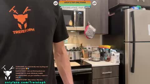 Snapshot of trystoph chatting on November 28, 2025, 1:47 pm Treistoph online show from November 28, 2025, 1:47 pm