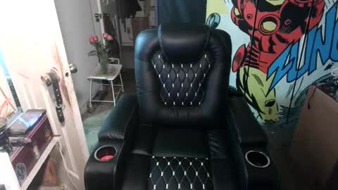 Anne online show from April 10, 2026, 7:02 am