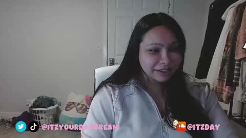 Snapshot of ts_day chatting on November 29, 2025, 7:28 pm Day online show from November 29, 2025, 7:28 pm