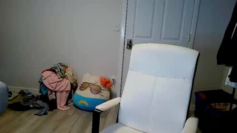 Day online show from February 17, 2026, 1:51 pm