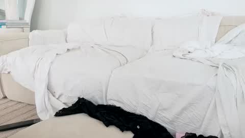 TS Rose25 online show from September 26, 2025, 9:08 pm