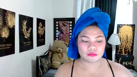 Snapshot of tsbrianabankhugecock chatting on March 28, 2026, 3:44 pm brianna online show from March 28, 2026, 3:44 pm