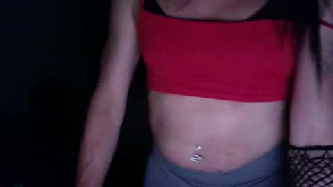 tscarlahdez online show from May 10, 2026, 7:57 am