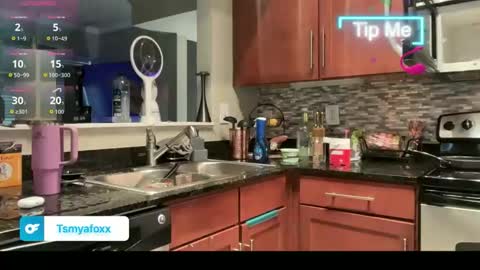 tsfoxx online show from May 12, 2026, 1:52 pm