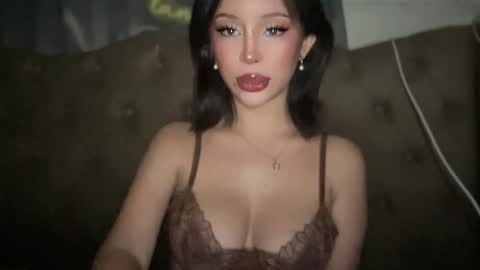 TAM THE GODDESS online show from October 8, 2025, 6:44 am