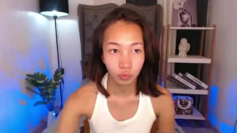 Snapshot of tskitty_girl chatting on September 27, 2025, 4:39 am tskitty_girl online show from September 27, 2025, 4:39 am