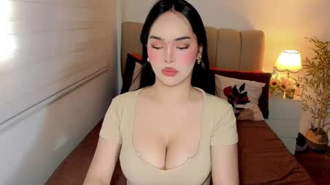 Graciella online show from September 17, 2025, 7:10 am