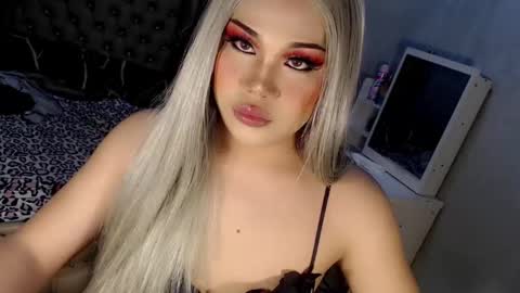 Snapshot of tsscarlett_xx chatting on September 24, 2025, 7:39 pm jayvie online show from September 24, 2025, 7:39 pm