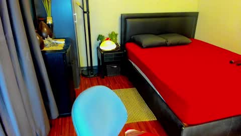 Kylee-  will make your  day  online show from February 13, 2025, 8:27 am