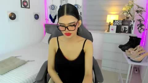 tstoni_talks online show from November 18, 2025, 6:23 pm