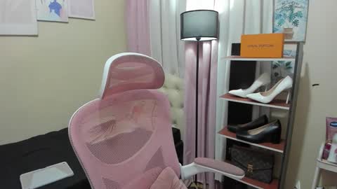 Snapshot of tsuncutrhein chatting on September 29, 2025, 8:30 am tsuncutrhein online show from September 29, 2025, 8:30 am