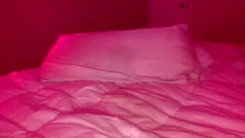 Snapshot of ttess0742 chatting on July 7, 2026, 6:47 am ttess0742 online show from July 7, 2026, 6:47 am
